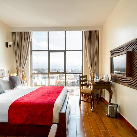 Kibo Palace Hotel Моші Номер фото