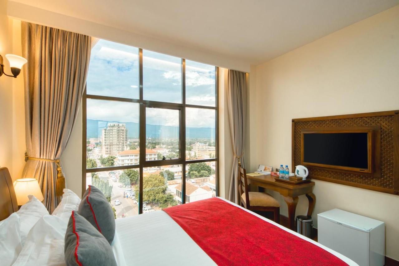 Kibo Palace Hotel Моші Екстер'єр фото