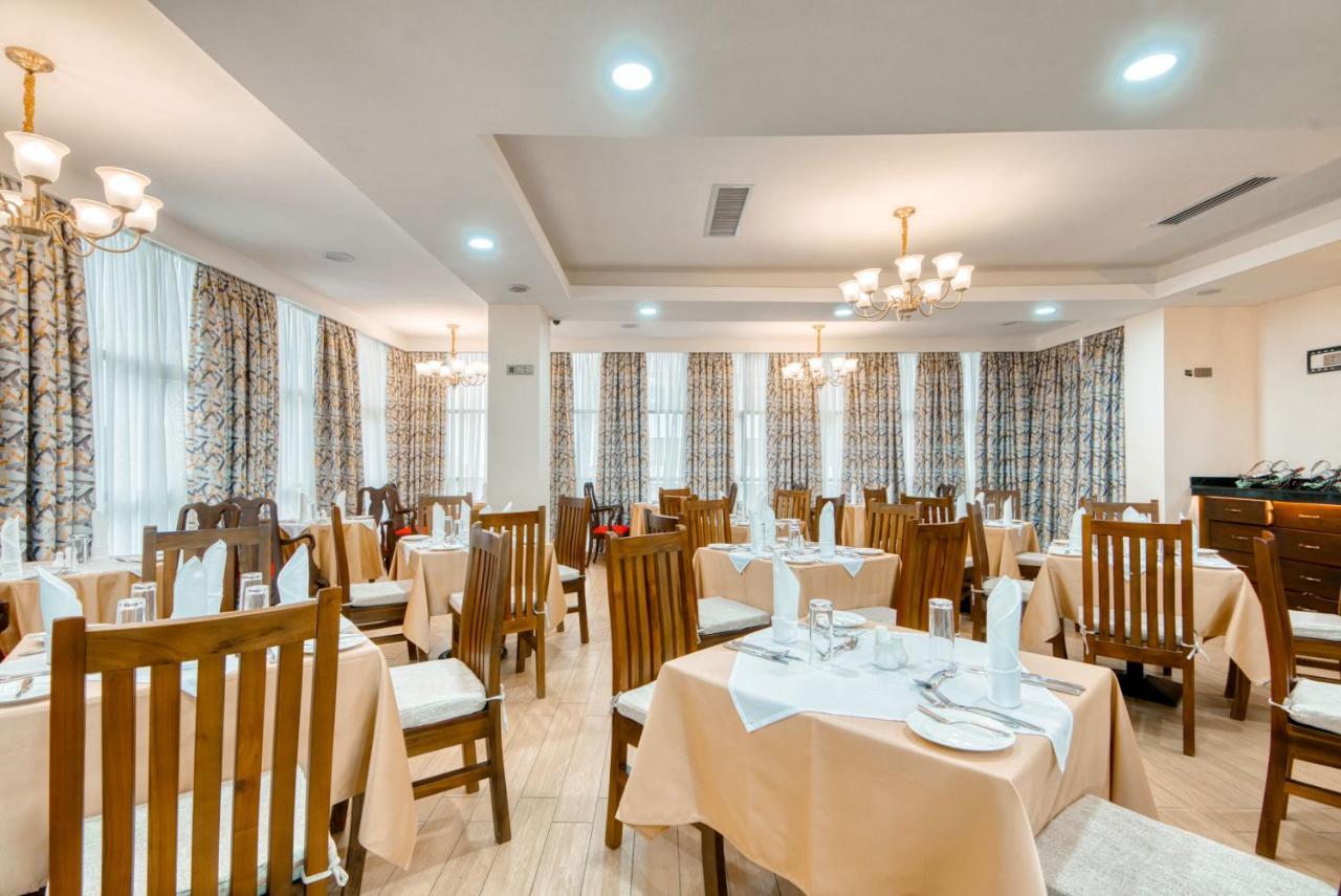 Kibo Palace Hotel Моші Екстер'єр фото