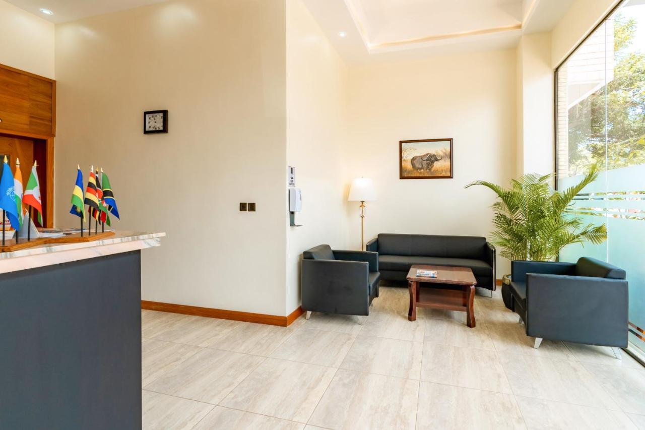 Kibo Palace Hotel Моші Екстер'єр фото